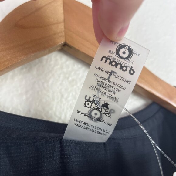 Mono B Athletic Sleeveless Wide Tank Opening Shirt Black NWT Women’s Size L - Picture 6 of 6